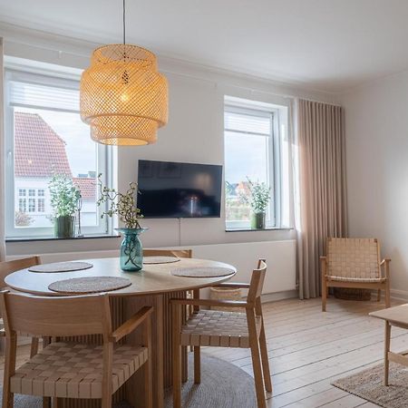 Newly Renovated 1-Bed Apartment In Aalborg Ngoại thất bức ảnh
